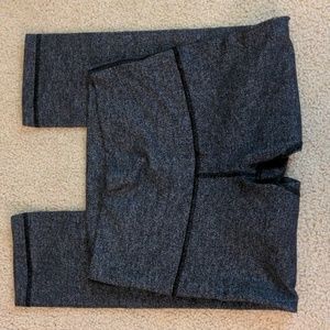Lululemon Grey Herringbone Capri Leggings
